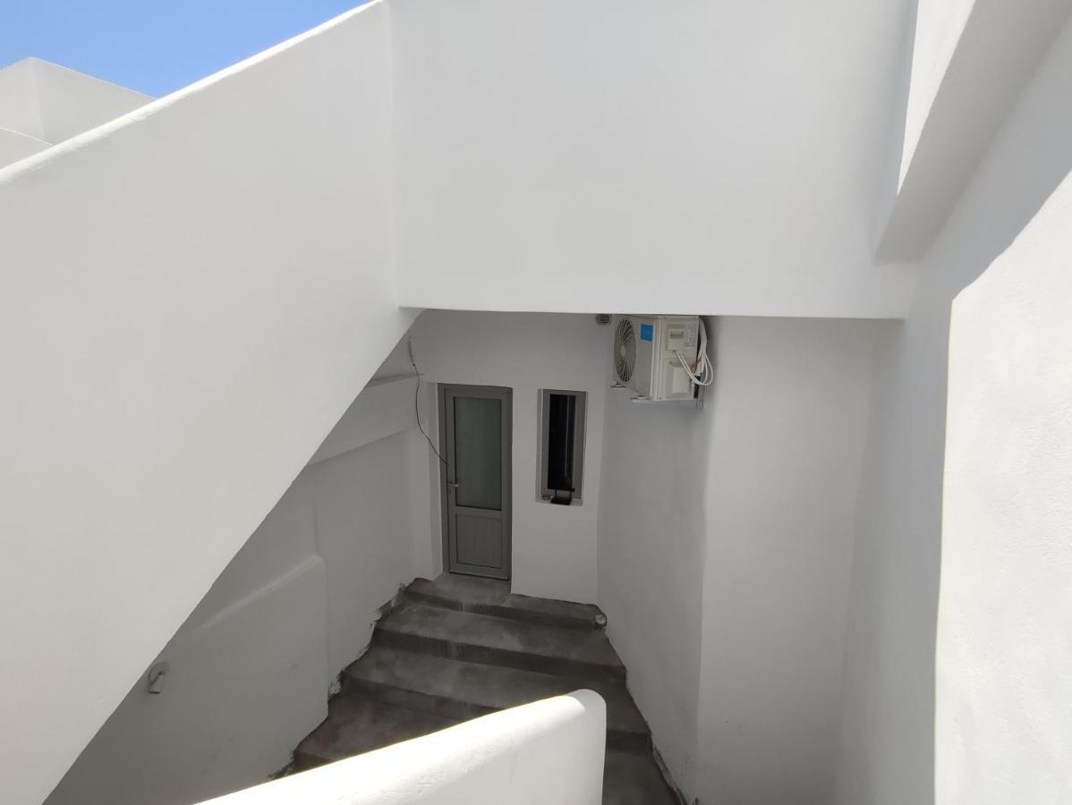 V D Fira Rooms Exterior photo